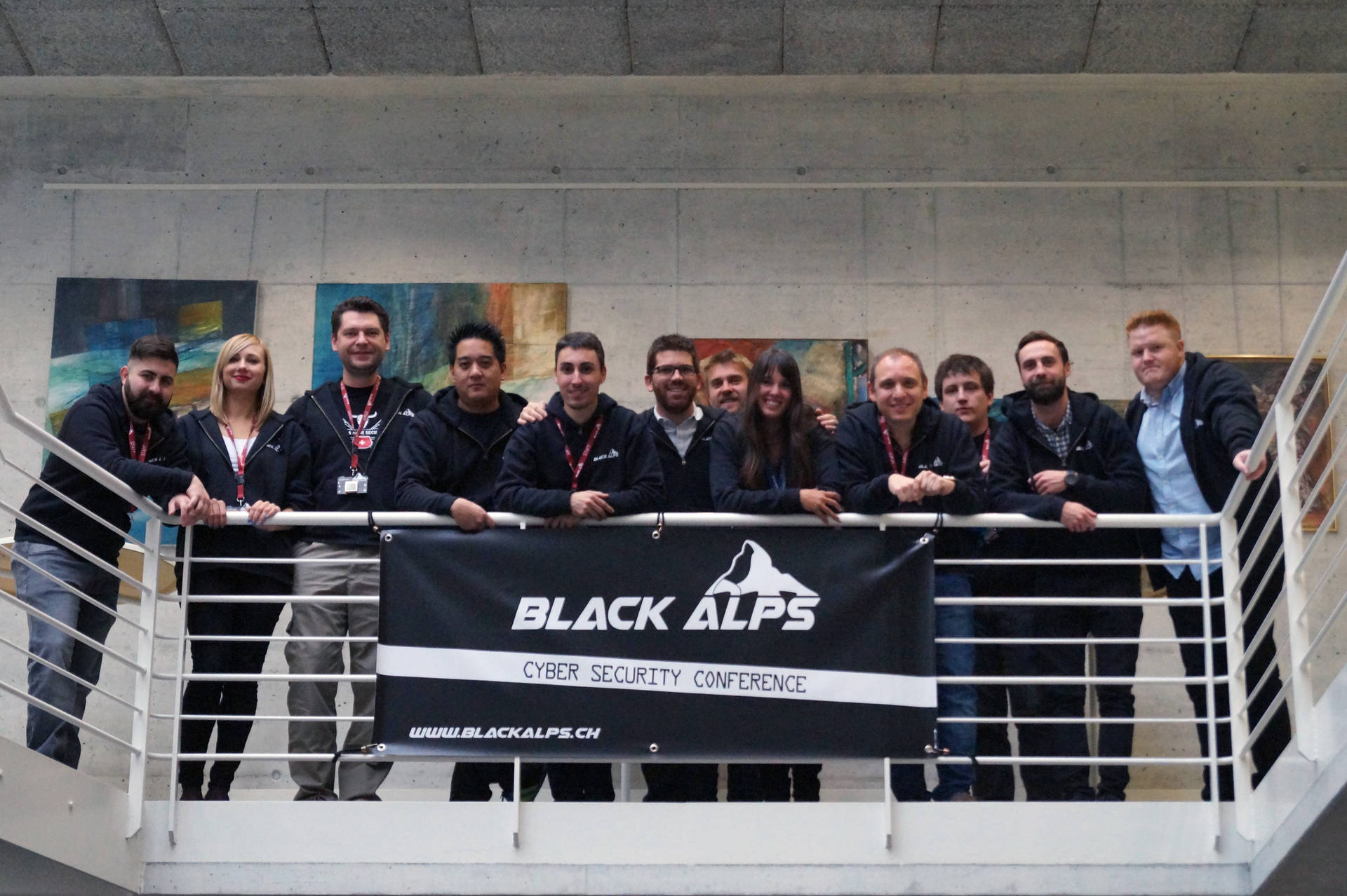 img/past_events/staff2017.jpeg